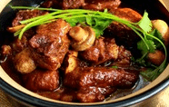 梅花小馆 - 烧汁蘑菇牛腩饭